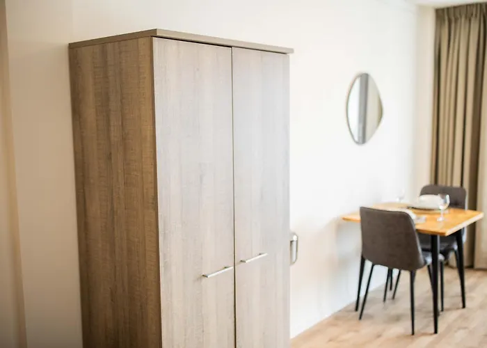 Alphabet - Hendrikkade 10 Apart-hotel 3*