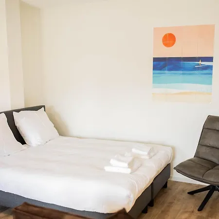 Alphabet - Hendrikkade 10 Rotterdam