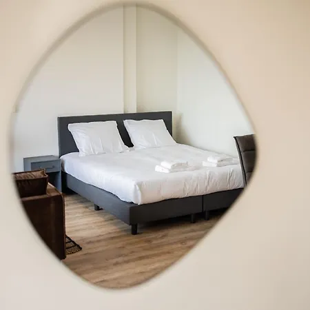 Hendrikkade Aparthotel *