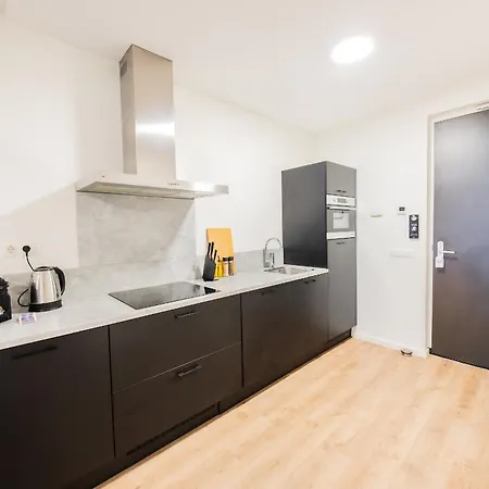 Hendrikkade Aparthotel