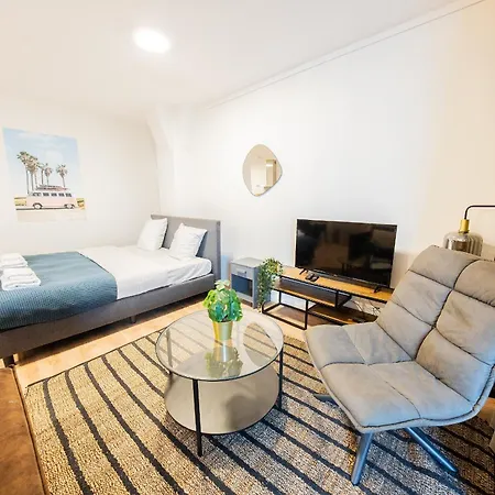 Alphabet - Hendrikkade 10 Rotterdam