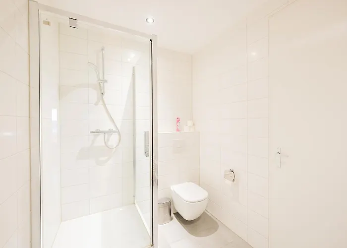 Alphabet - Hendrikkade 10