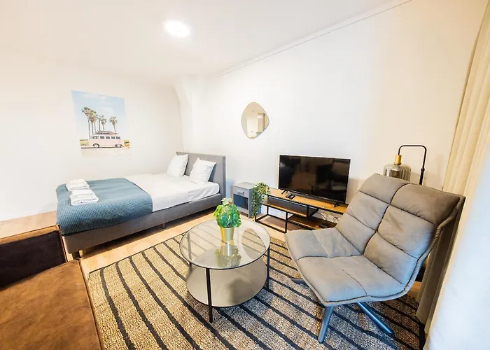 Alphabet - Hendrikkade 10 Rotterdam